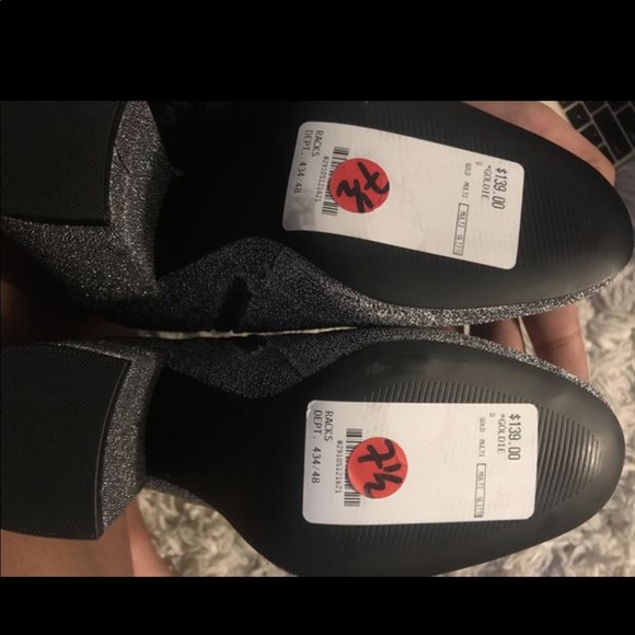 brand new booties - Picture 5 of 5